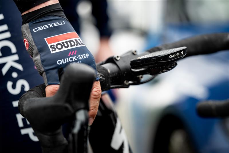 ACCESORIOS | Soportes para GPS y cámaras