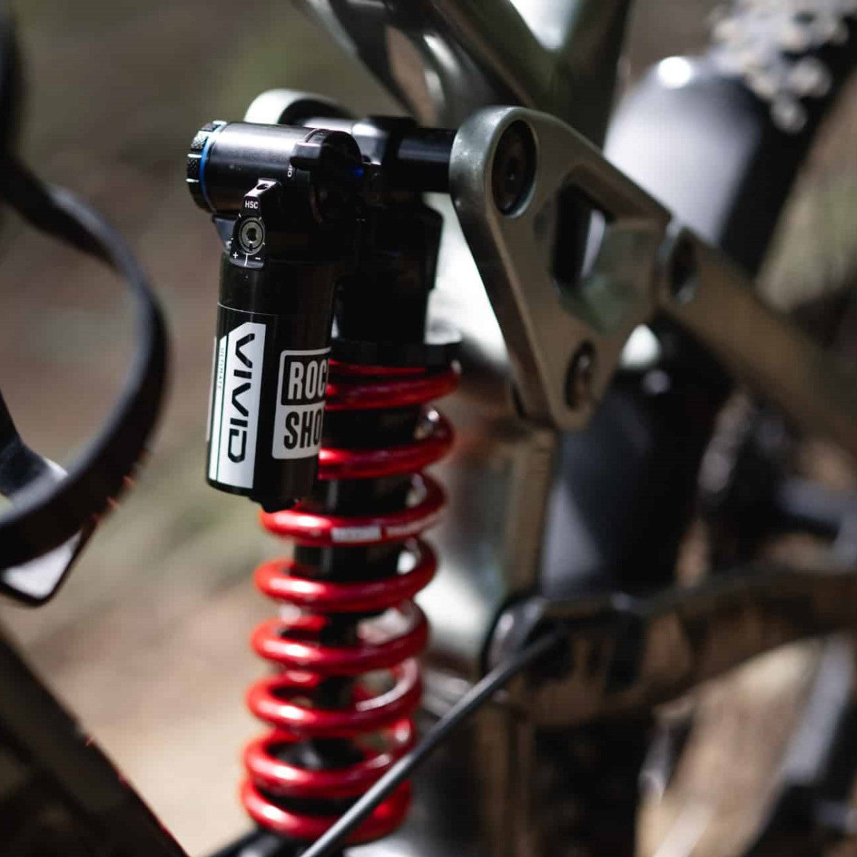 Amortiguador ROCKSHOX VIVID ULTIMATE RC2T HBO Trunnion Spring para Santa Cruz Megatower 2 (2023+)