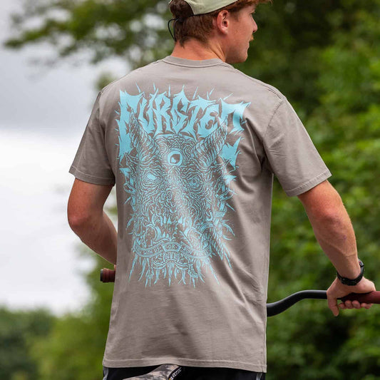 Camiseta BURGTEC ROLL WITH US FADED