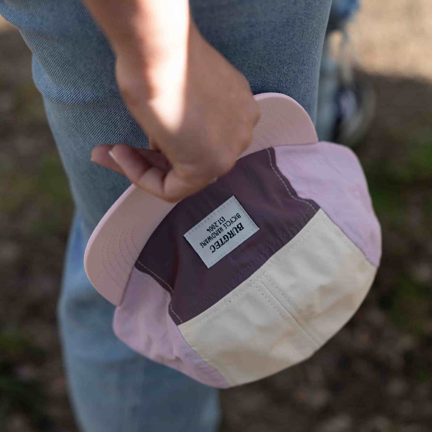 Gorra BURGTEC COURIER FIVE PANEL Pink Limonada