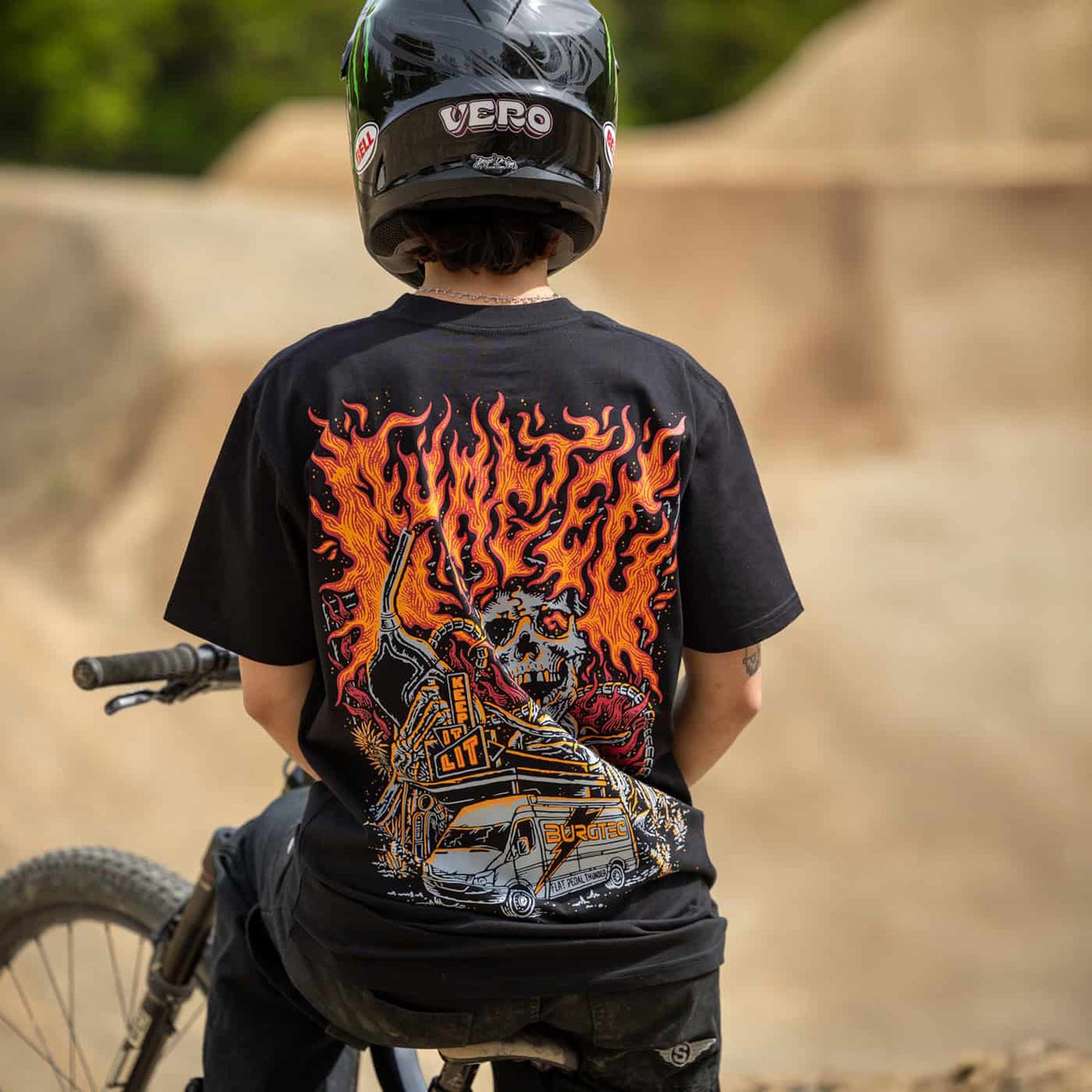 Camiseta BURGTEC KEEP IT LIT
