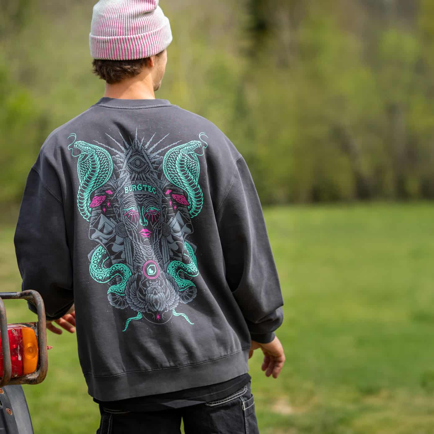 Sudadera BURGTEC DESERT QUEEN FADED