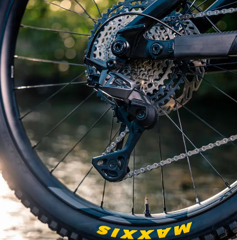 Cambio SHIMANO DEORE XT RD-M8200-SGS 12 Velocidades Jaula Larga