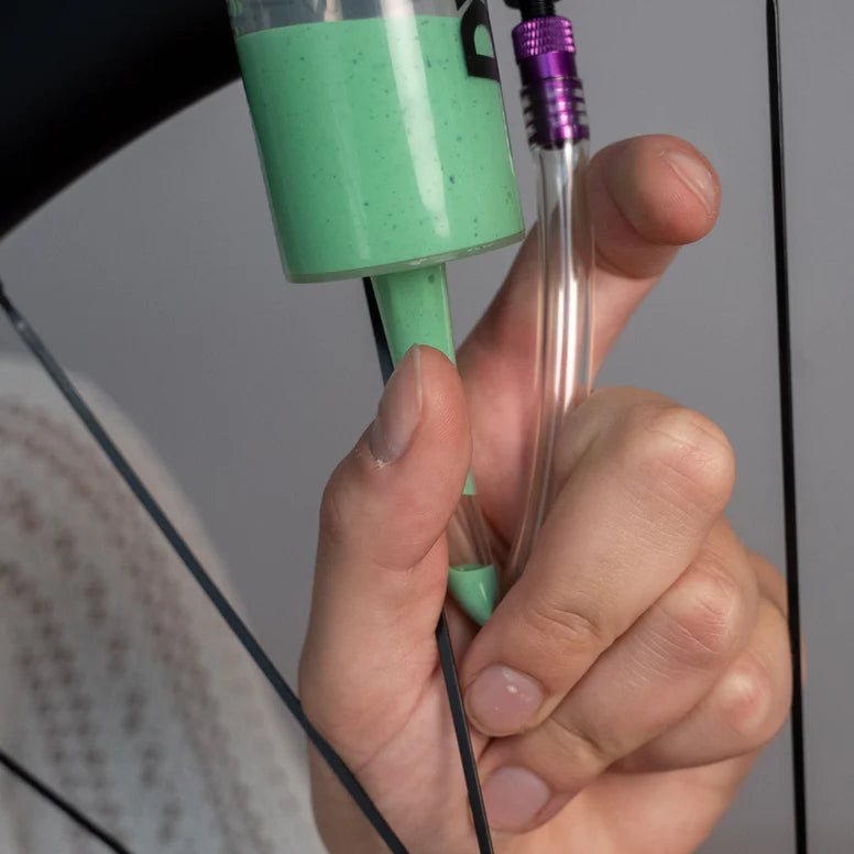 Jeringa para el líquido preventivo DYNAMIC HECTOR THE INJECTOR