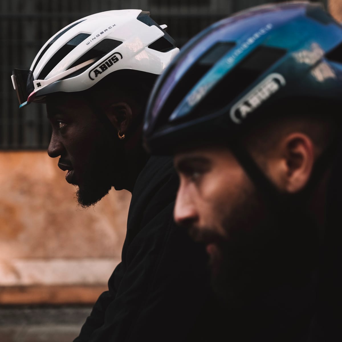 Casco de carretera ABUS WINGBACK Blanco