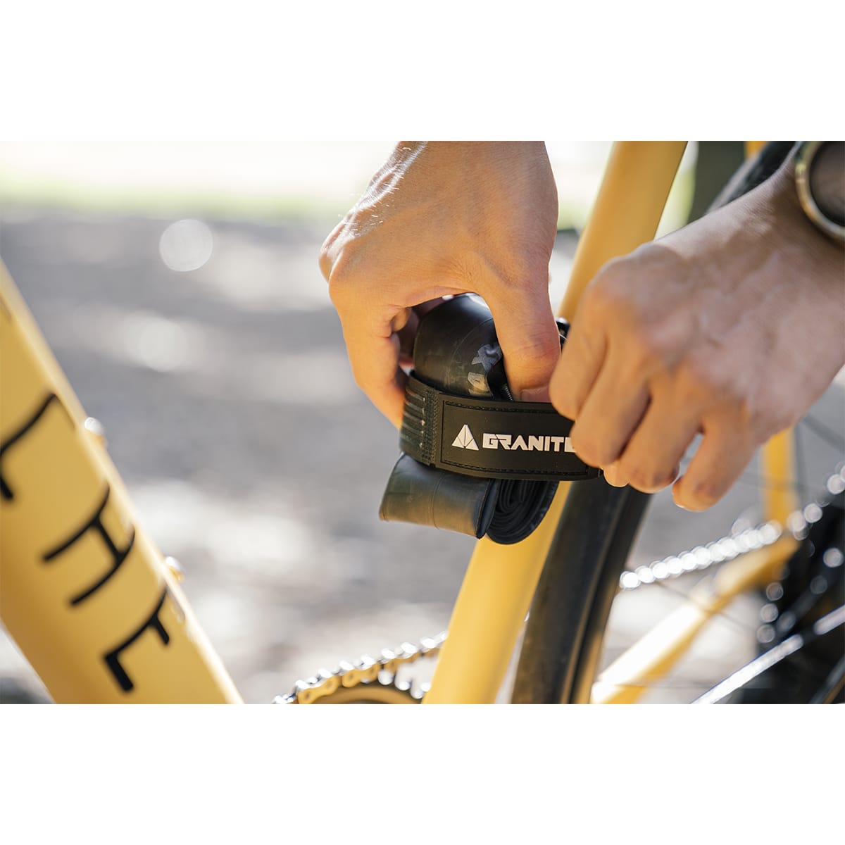 Correa universal para latas GRANITE DESIGN PORTALEDGE