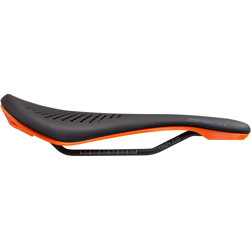 SPANK OOZY 220 Sillín 144mm CrN/Ti Rails Naranja