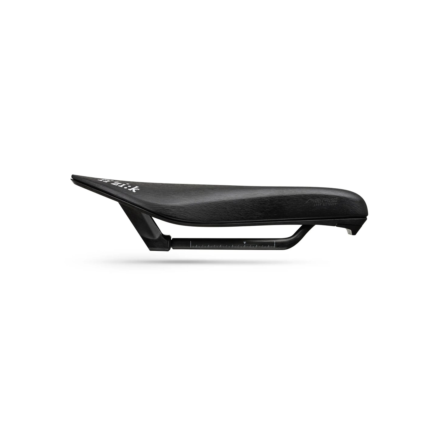 Sillín FIZIK AERIS LONG DISTANCE R1 LIGHT 135 mm Raíles Carbono