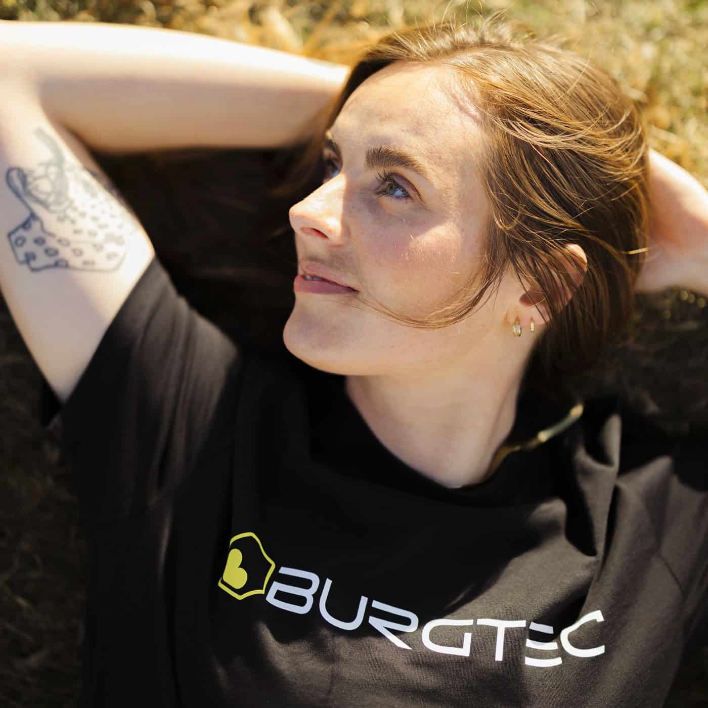 Camiseta BURGTEC Logo Negro