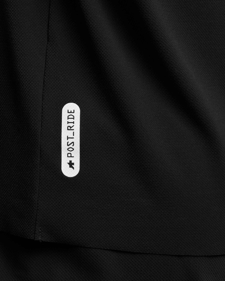 Maillot ASSOS TACTICA POST RIDE T5 Manga Corta Negro