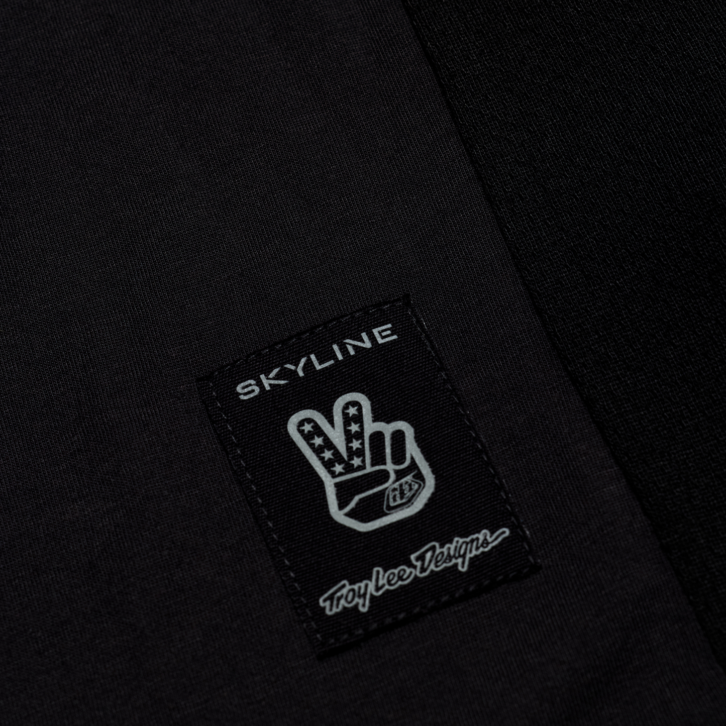 TROY LEE DESIGNS SKYLINE RIDE TEE SIGNATURE Maillot Manga Larga Negro 2025