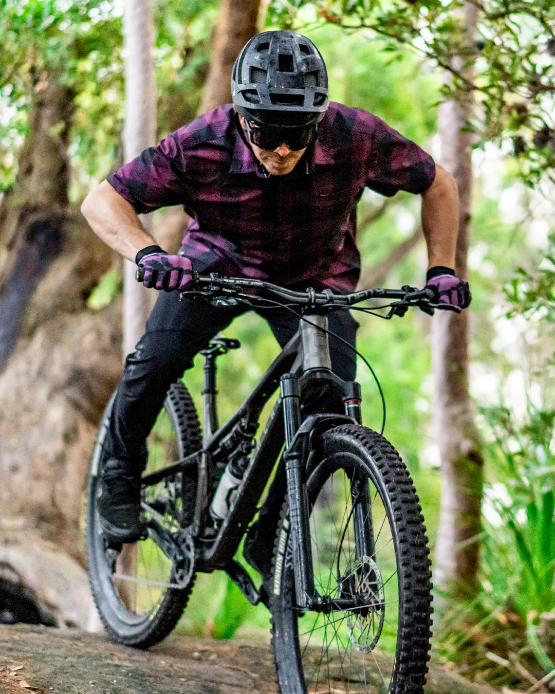 Guantes DHARCO TRAIL Morado/Negro