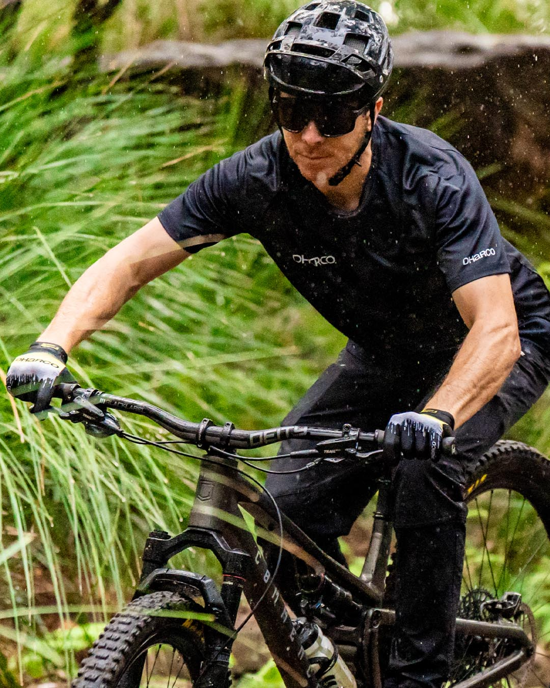 DHARCO RACE ACID RAIN Guantes Negro/Amarillo