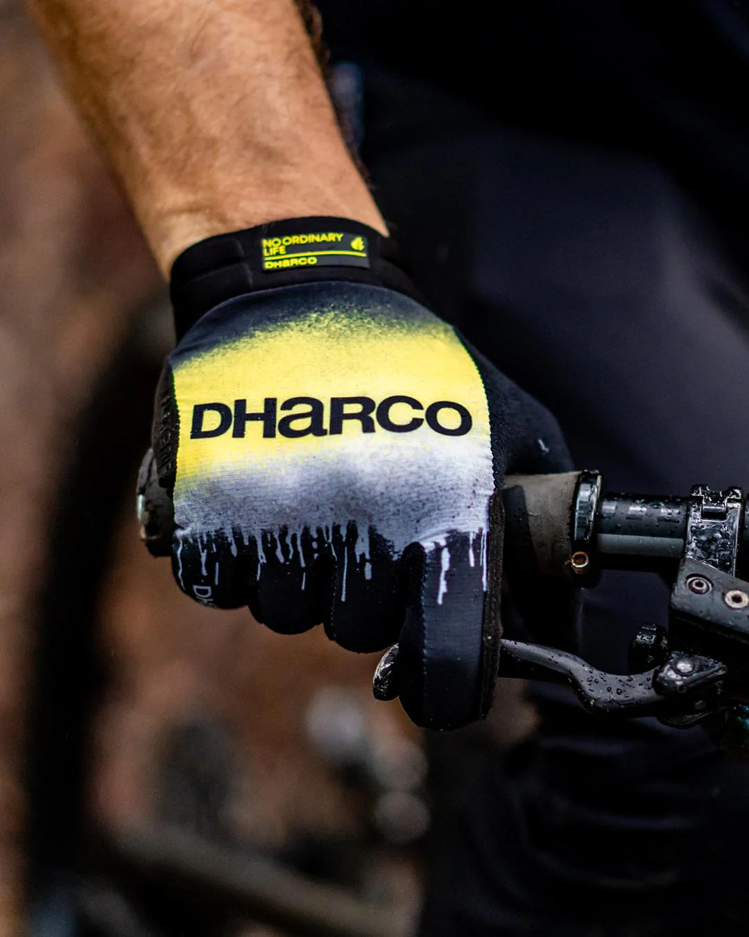 DHARCO RACE ACID RAIN Guantes Negro/Amarillo
