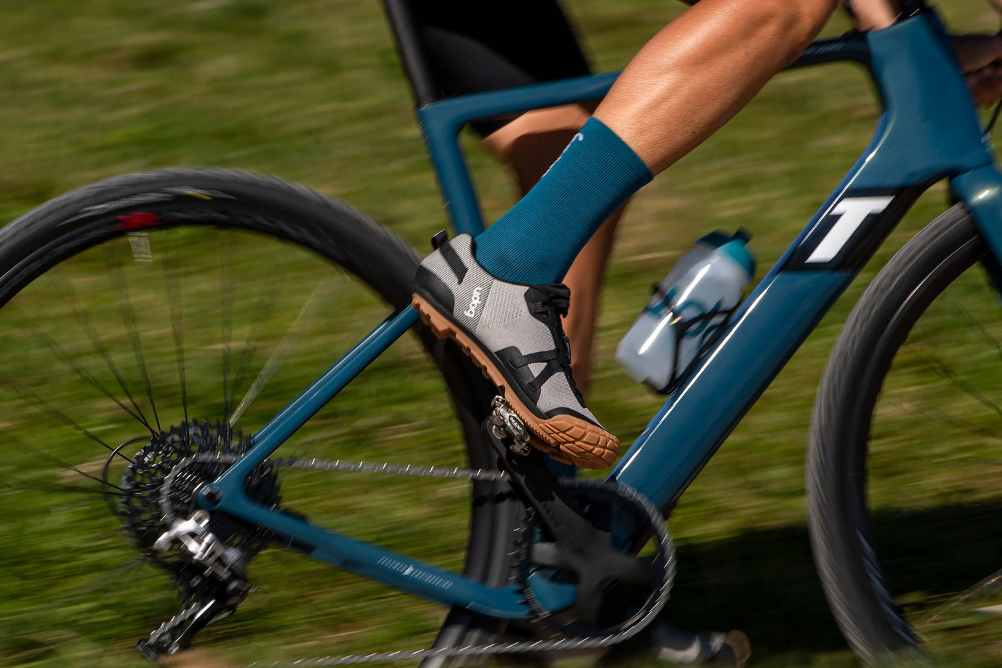 Grava UDOG DISTANZA Calzado Gris