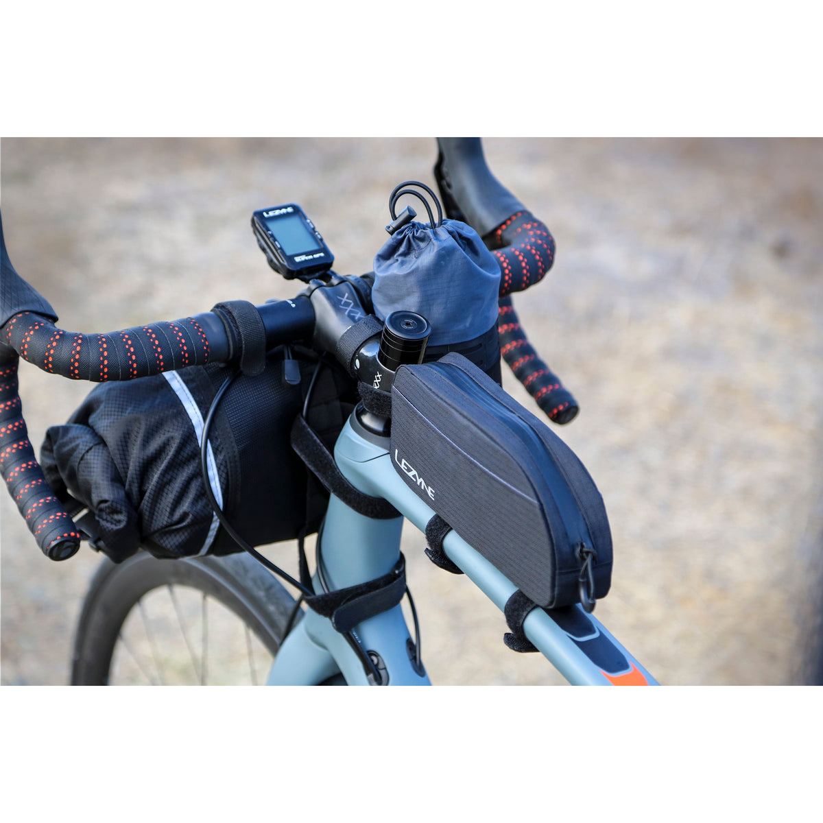 Bolsa de cuadro LEZYNE ENERGY CADDY XL para tubo superior negra