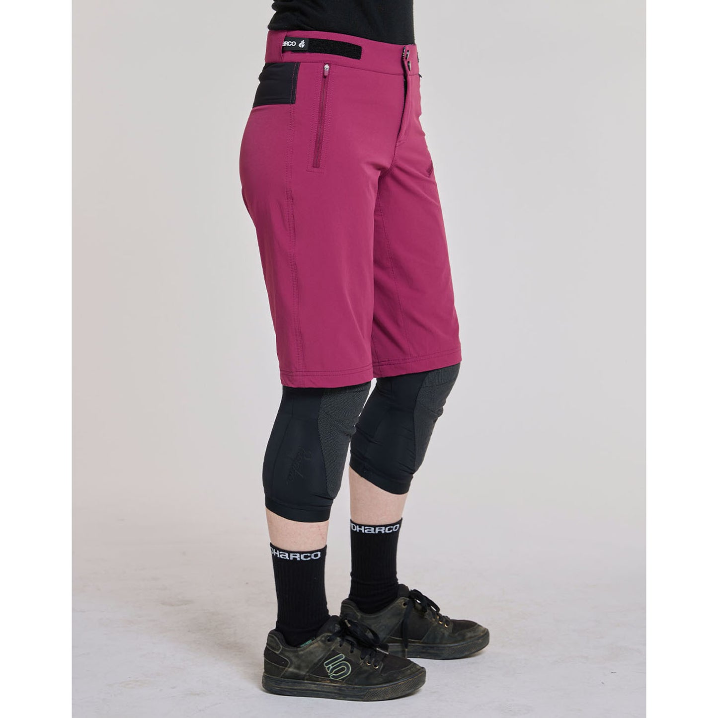 Pantalones cortos DHARCO GRAVITY Mujer Sangria
