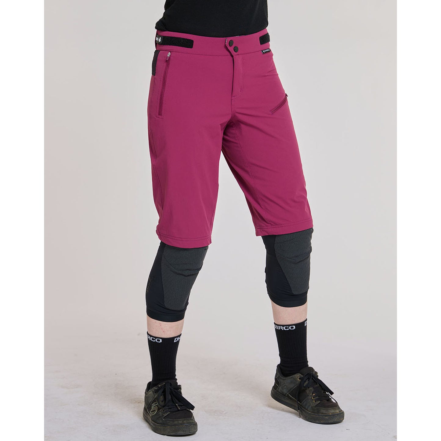 Pantalones cortos DHARCO GRAVITY Mujer Sangria