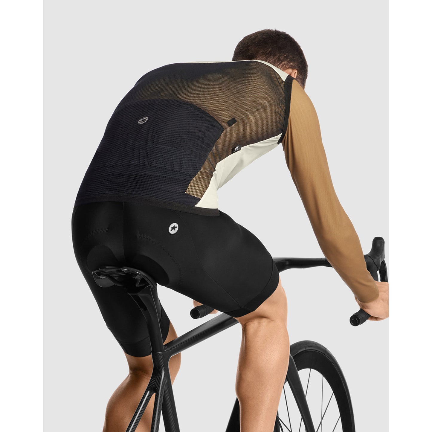 Chaqueta sin mangas ASSOS MILLE GT Wind C2 Moon Sand