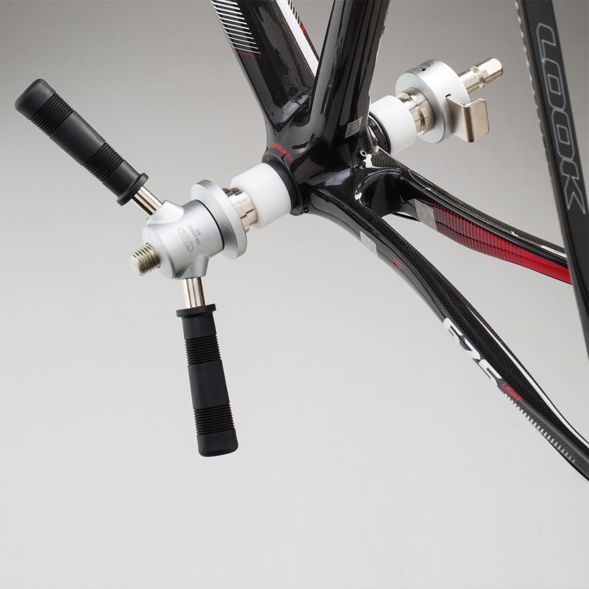 Prensa de dirección y cojinetes VAR DR-03500