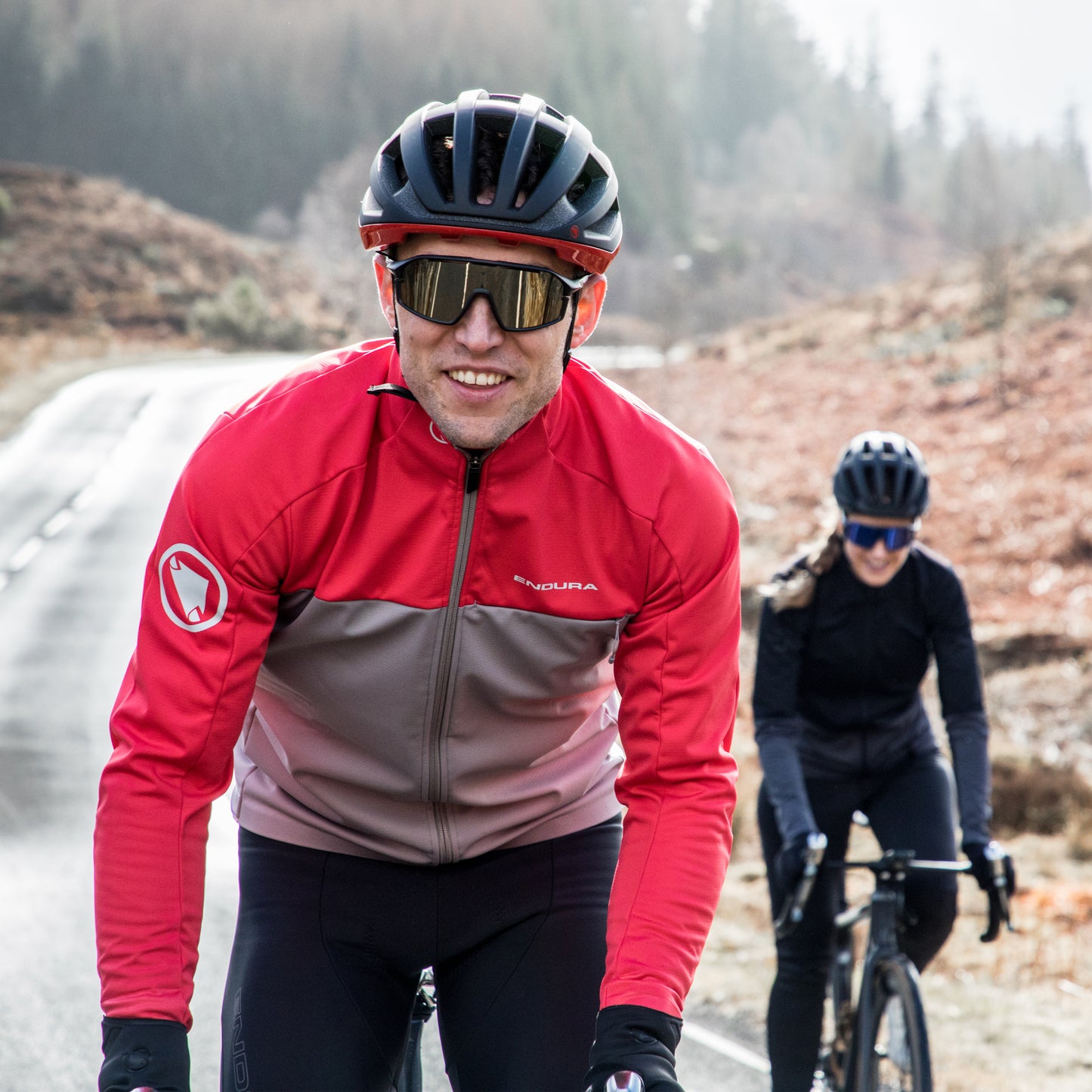 Máscara ENDURA DORADO II Negro Mate