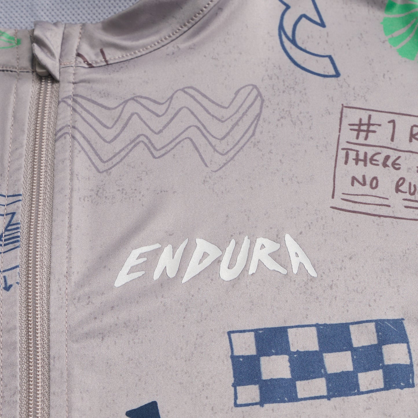 Maillot de mujer ENDURA PRO SL PRINT GTI de manga corta Titanium