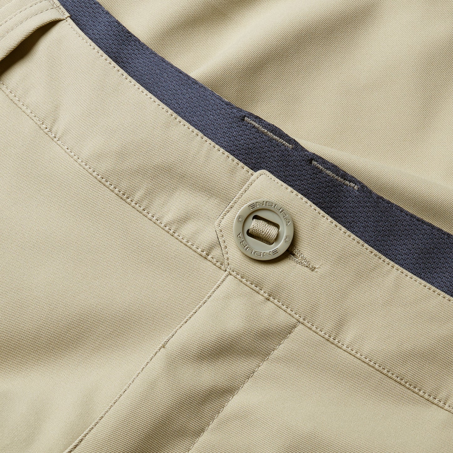 Pantalones cortos ENDURA LOOP CARGO Beige 2025