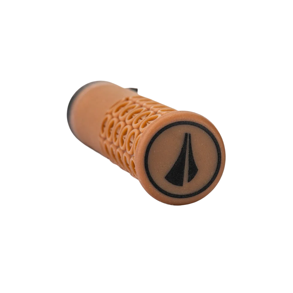 Puños SDG THRICE 136 mm Goma Marrón