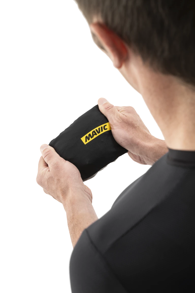 Chaqueta MAVIC COSMIC H2O Negra