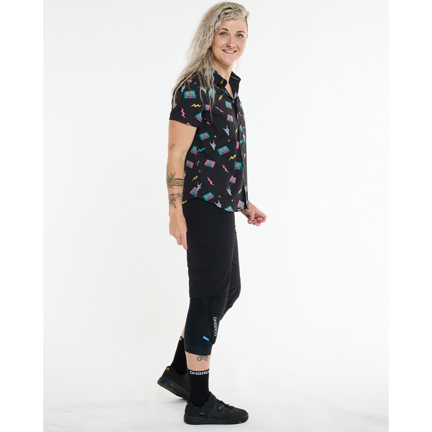 Camiseta Técnica Mujer DHARCO TECH PARTY MIX TAPE Negra