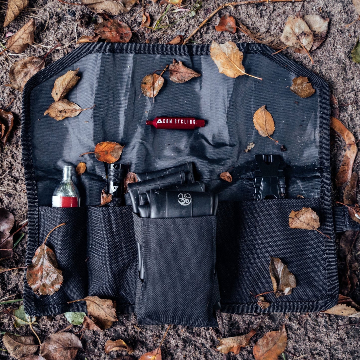 Bolsa de sillín KOM CYCLING SADDLE ROLL XL