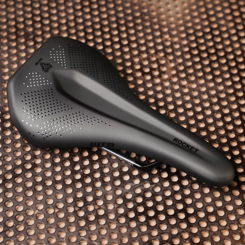 Sillin WTB ROCKET 145mm Railes Acero Inoxidable Negro