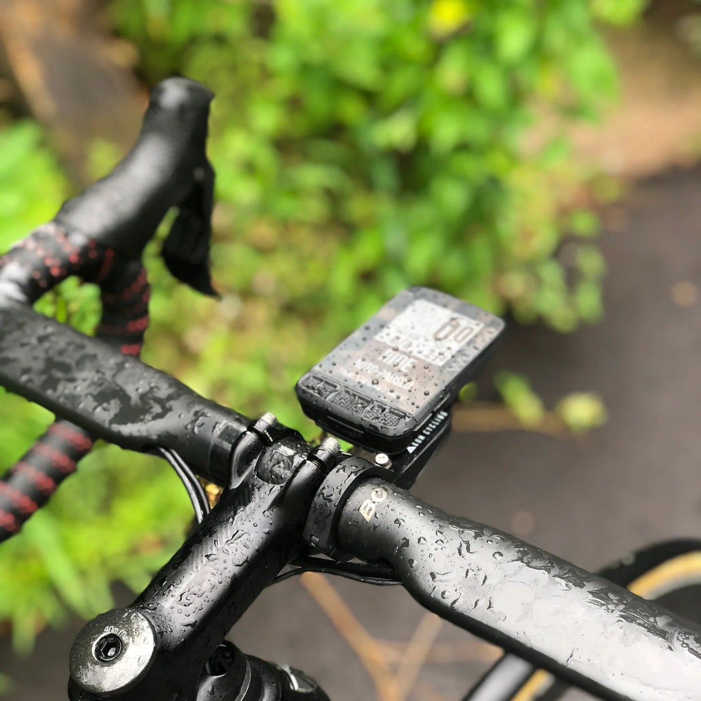 WAHOO KOM CYCLING Soporte de manillar para GPS Negro
