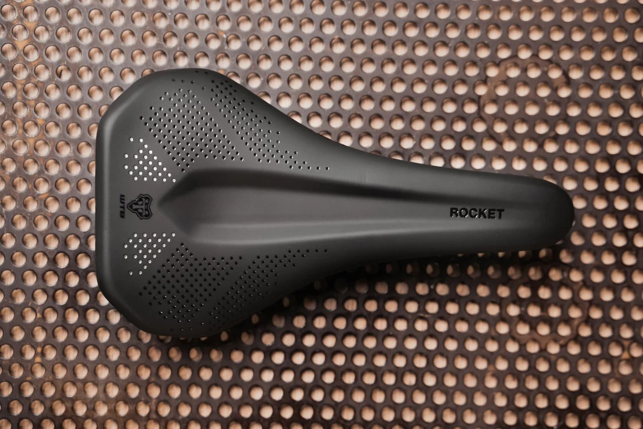 Sillin WTB ROCKET 145mm Railes Acero Inoxidable Negro