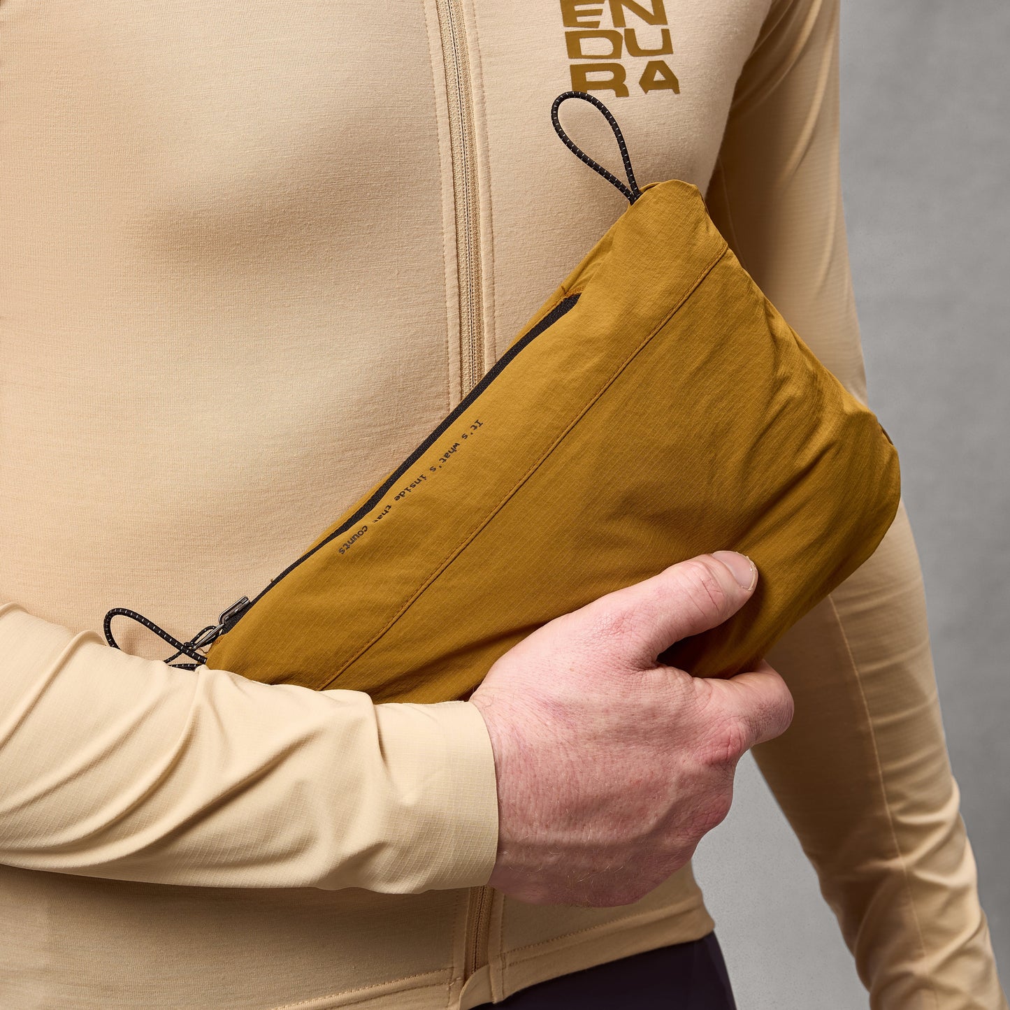 Chaqueta ENDURA ALLTRACK RIDE PACKABLE Bronce