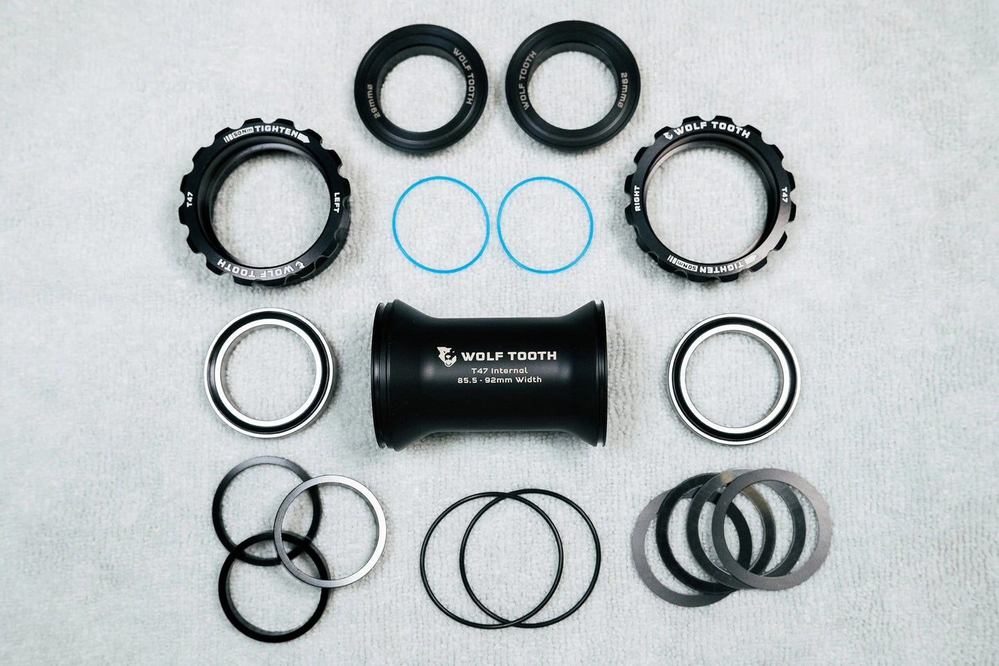 Platos y bielas WOLFTOOTH T47 30mm Negro