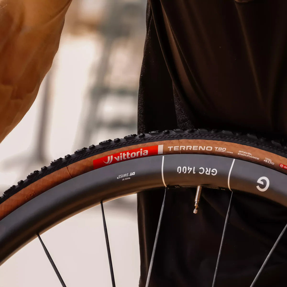Neumático VITTORIA Terreno T80 coarse loose 700x45c Gravel Endurance G2.0 Tubeless Ready Soft Beige Q2 2025