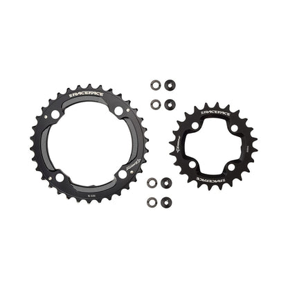 Juego de dos platos RACE FACE TURBINE de 11 velocidades, negro — vista de los platos sobre fondo blanco
