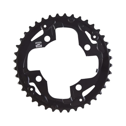 Plato exterior SHIMANO ACERA M3000 de 9 velocidades, 4 tornillos, 96 mm — vista del plato sobre fondo blanco
