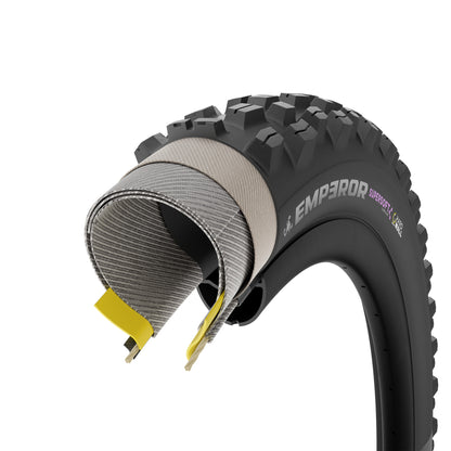 Neumático PIRELLI SCORPION EMPEROR 29x2.40 Soft HardWall Tubeless Ready de aro flexible negro/amarillo Edición Equipo