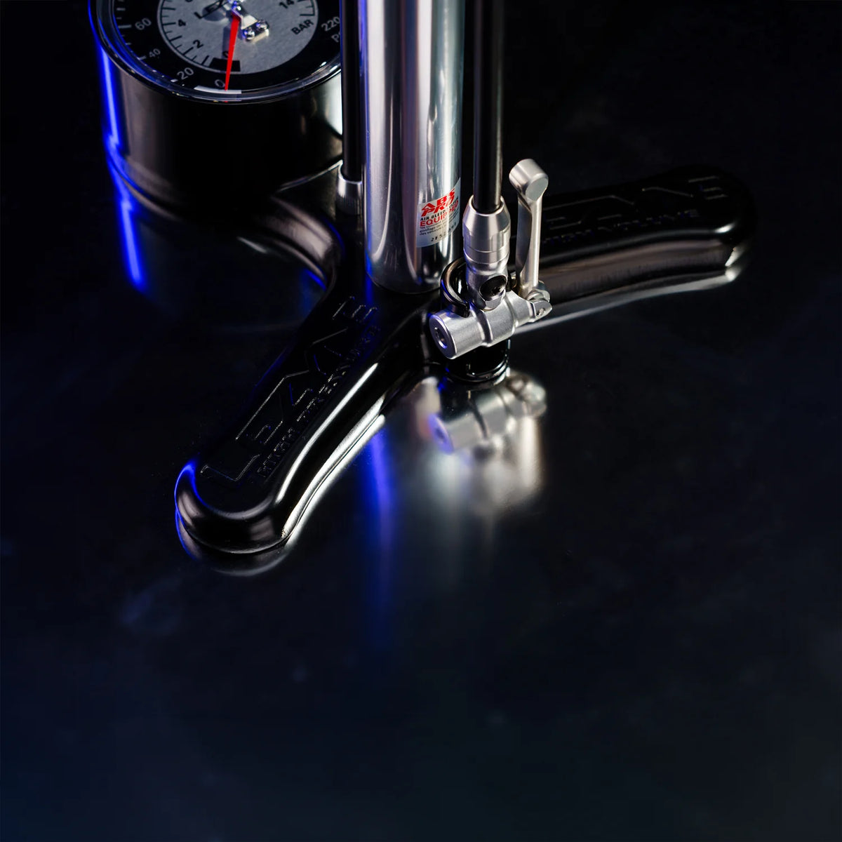 Bomba de pie LEZYNE ALLOY FLOOR DRIVE Presta Pro Chuck plateada