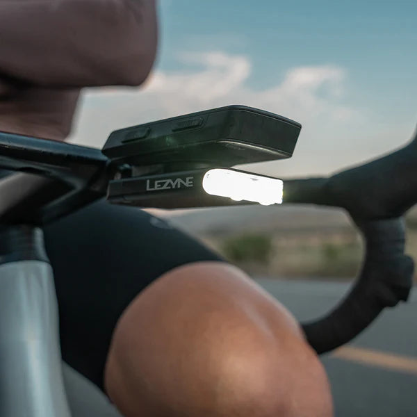 Luz delantera LEZYNZ ROAD DRIVE 500