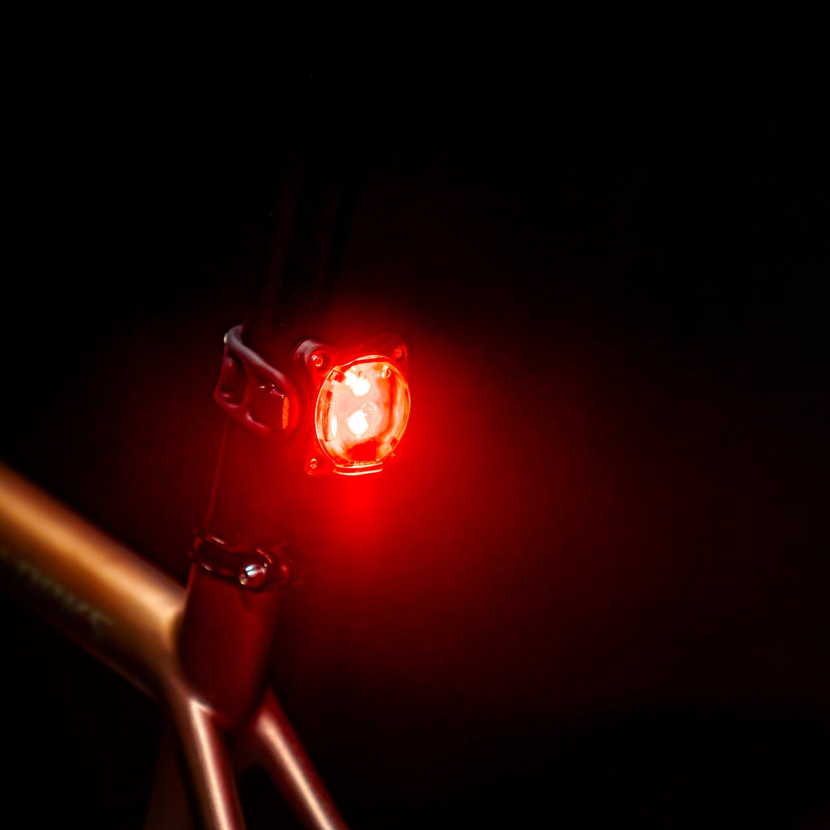 Vista del producto Lezyne Zecto Drive 200+ trasera