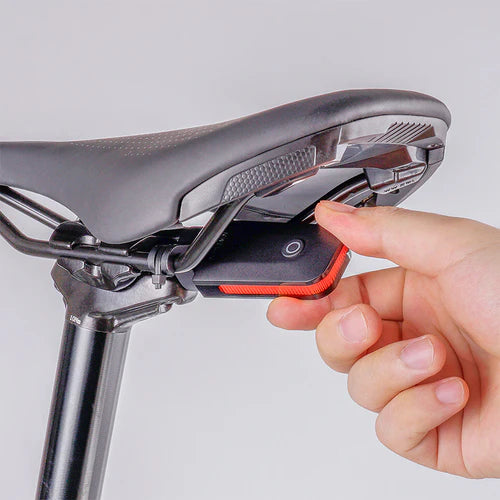 Iluminación trasera RAVEMEN CL01