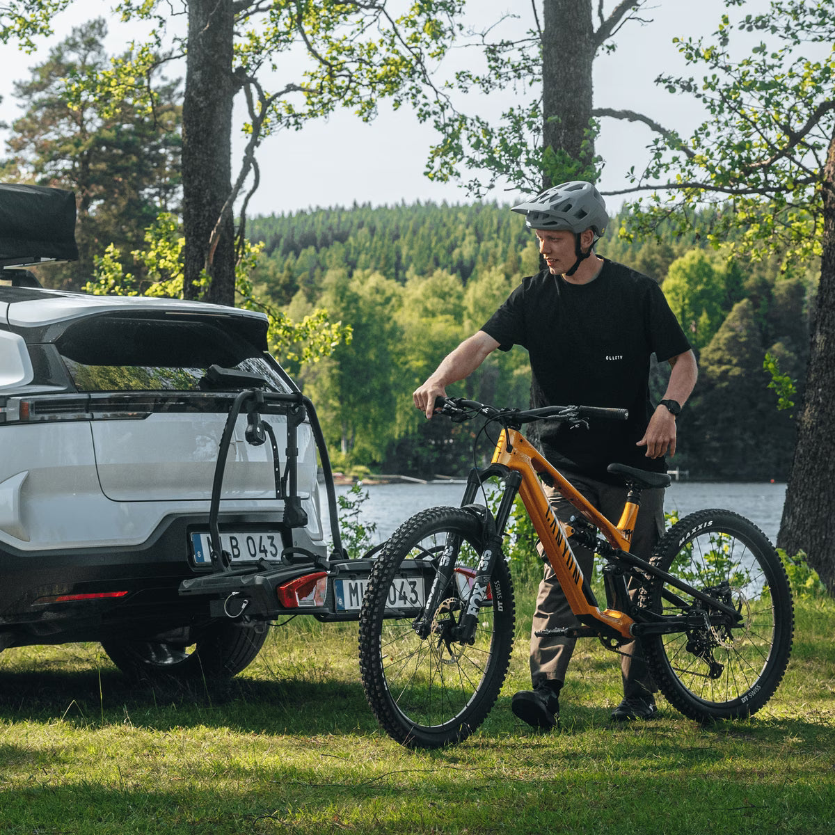 Portabicicletas THULE VELOSPACE 3 2 sobre enganche