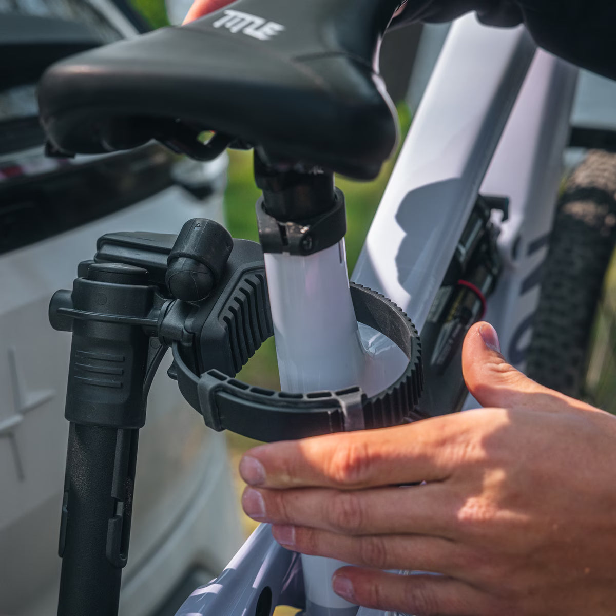 Portabicicletas THULE VELOLITE 1 sobre enganche