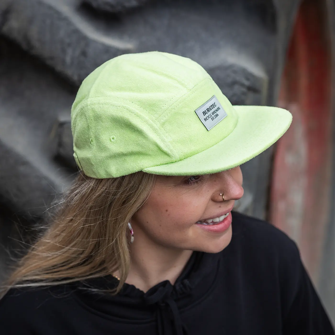 Gorra BURGTEC ARCADE FIVE PANEL verde