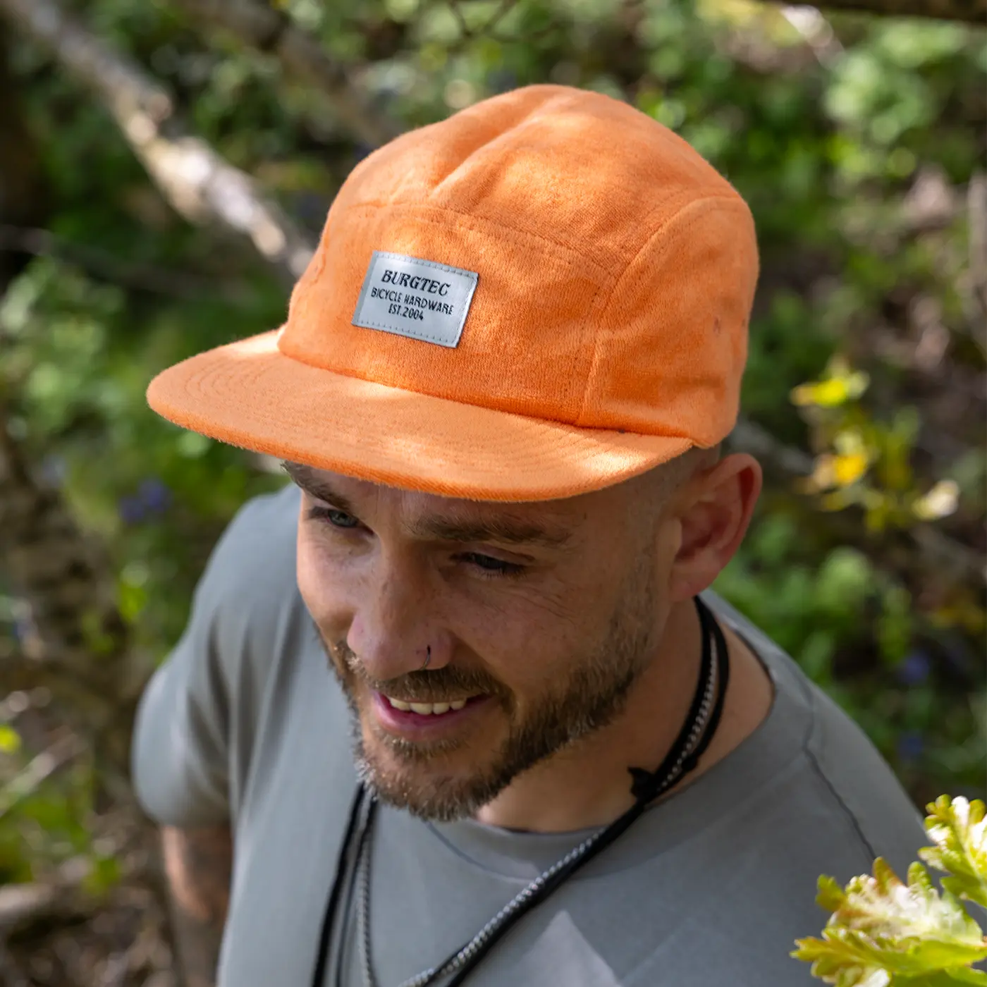 Gorra BURGTEC ARCADE FIVE PANEL naranja