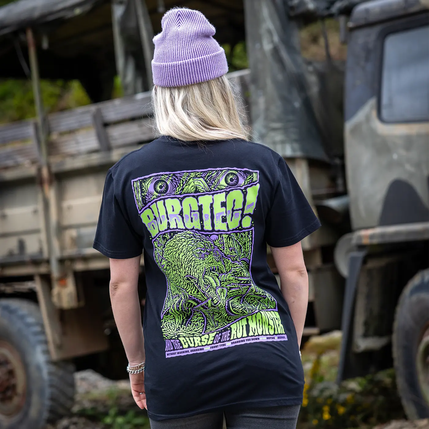 Camiseta BURGTEC RUT MONSTER negra