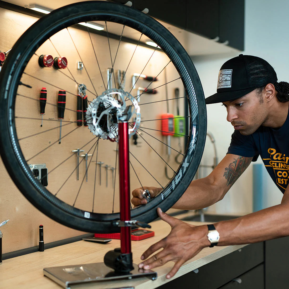 Pro FEEDBACK Truing Stand con adaptador de eje